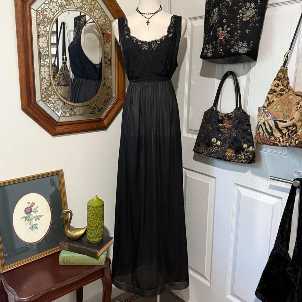 VTG 80s/90s Sheer Black Nylon Dark Romantic Floral Lace Maxi Lingerie Slip L/XL